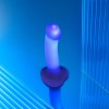 Strap On Me - Dildo Glow-Led fioletowy M - Zdjęcie 4