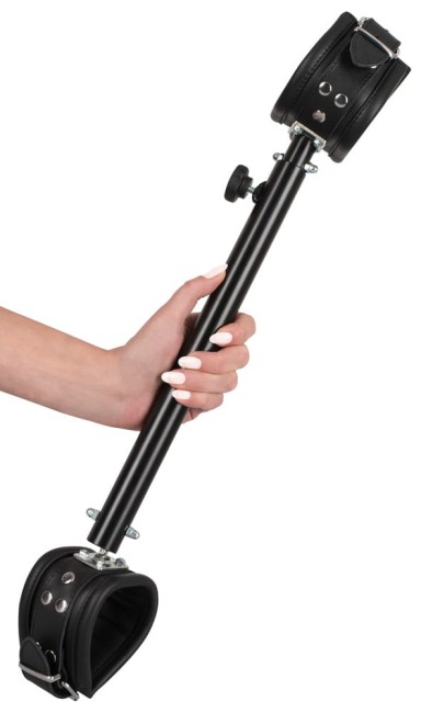 Zado Leather Spreader Bar - rozpórka z kajdankami 